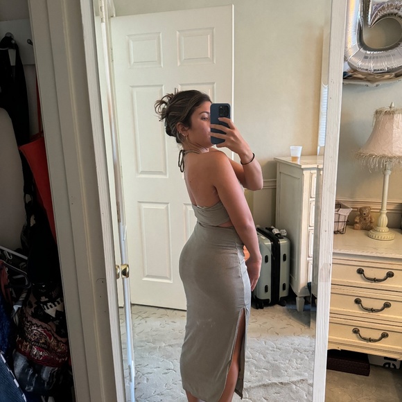 HALTER TOP DRESS - Picture 2 of 4